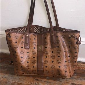 MCM Liz Reversible Medium
